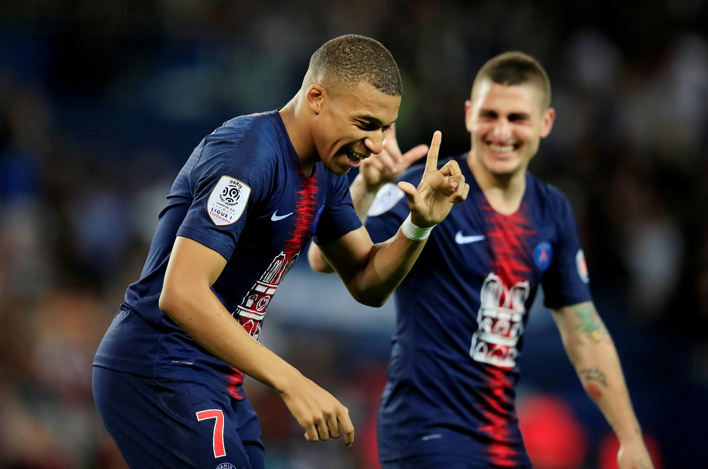 巴黎圣日耳曼：欧冠征途上的荣耀与逆袭交响曲